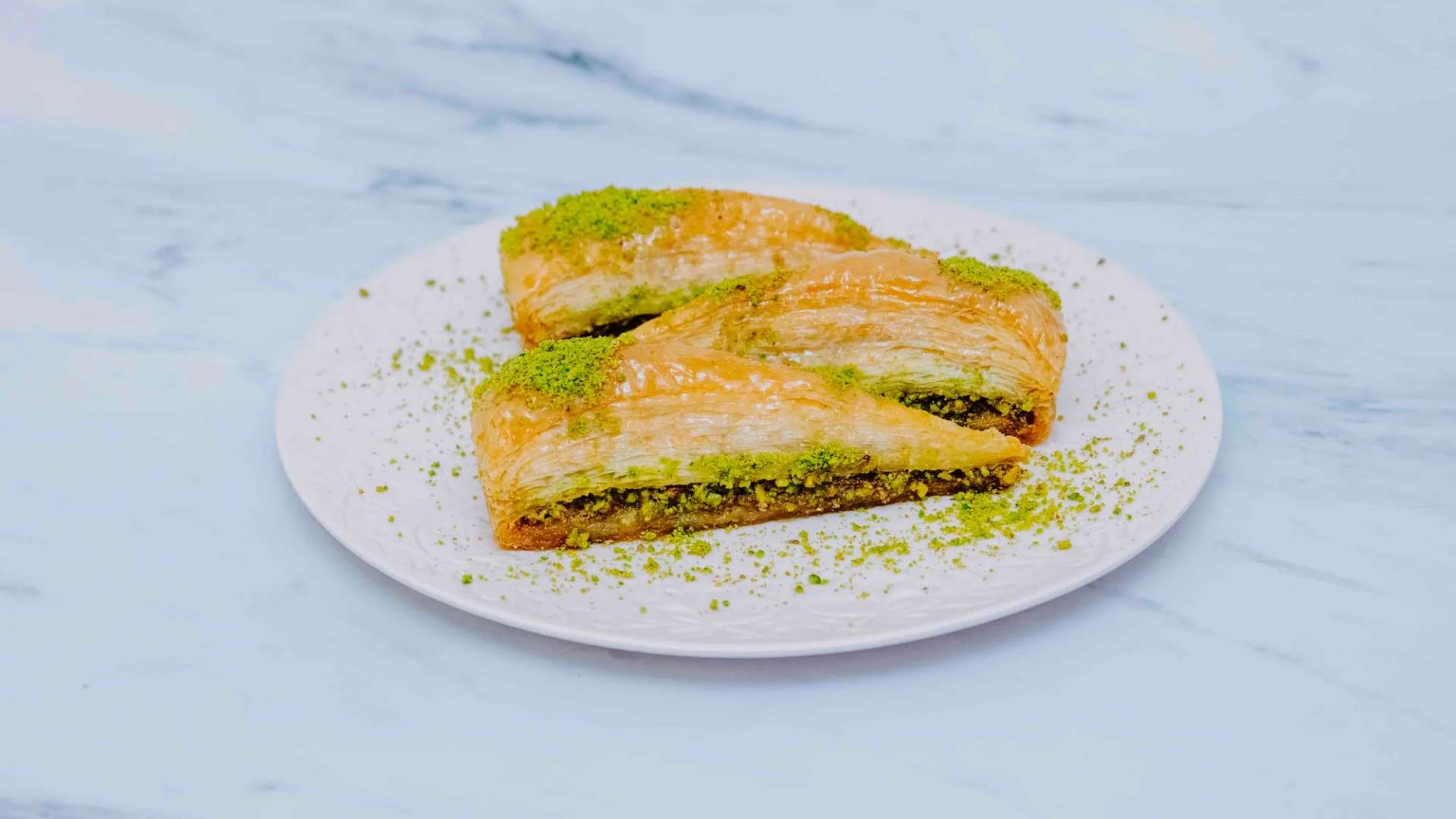Turkish Pakhlava "Havuch Dilim"